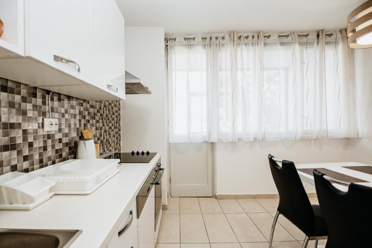 Double And Single S Apartments Zadar Extérieur photo