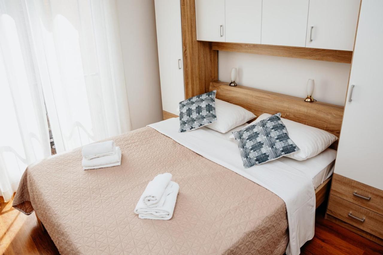 Double And Single S Apartments Zadar Extérieur photo